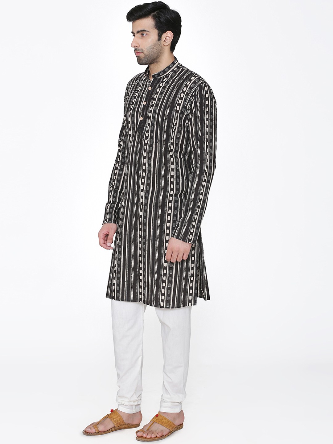 

Wintage Men Black & Off-White Printed Straight Kurta