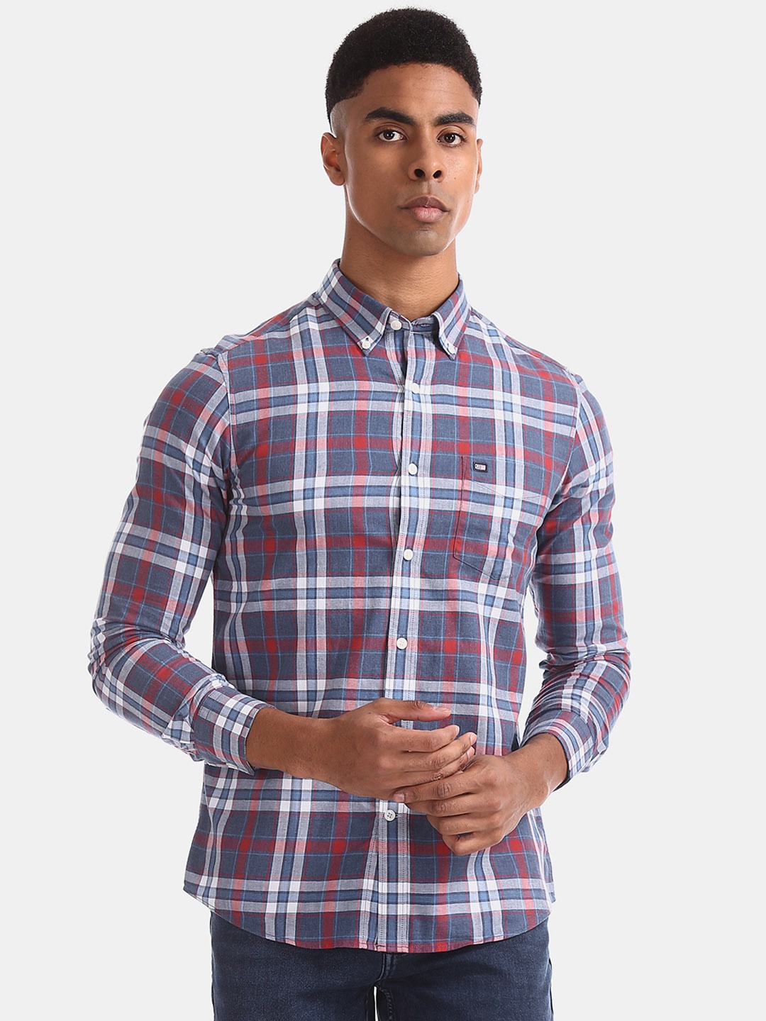 

Arrow Sport Men Grey & Red Slim Fit Checked Casual Shirt