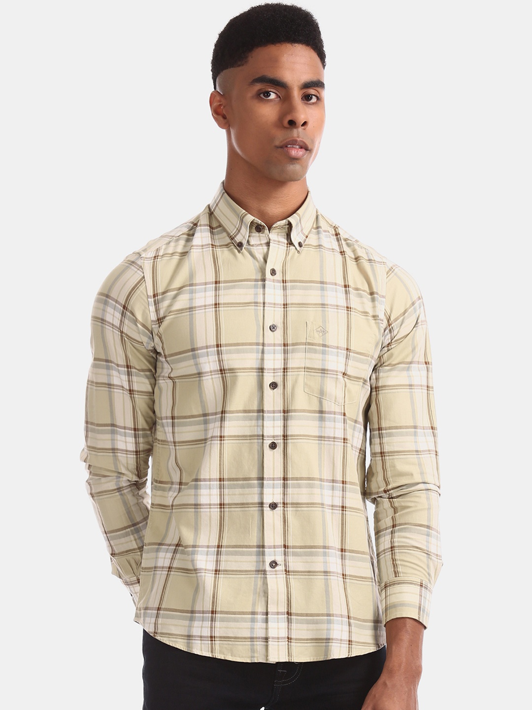 

Arrow Sport Men Beige Slim Fit Checked Casual Shirt