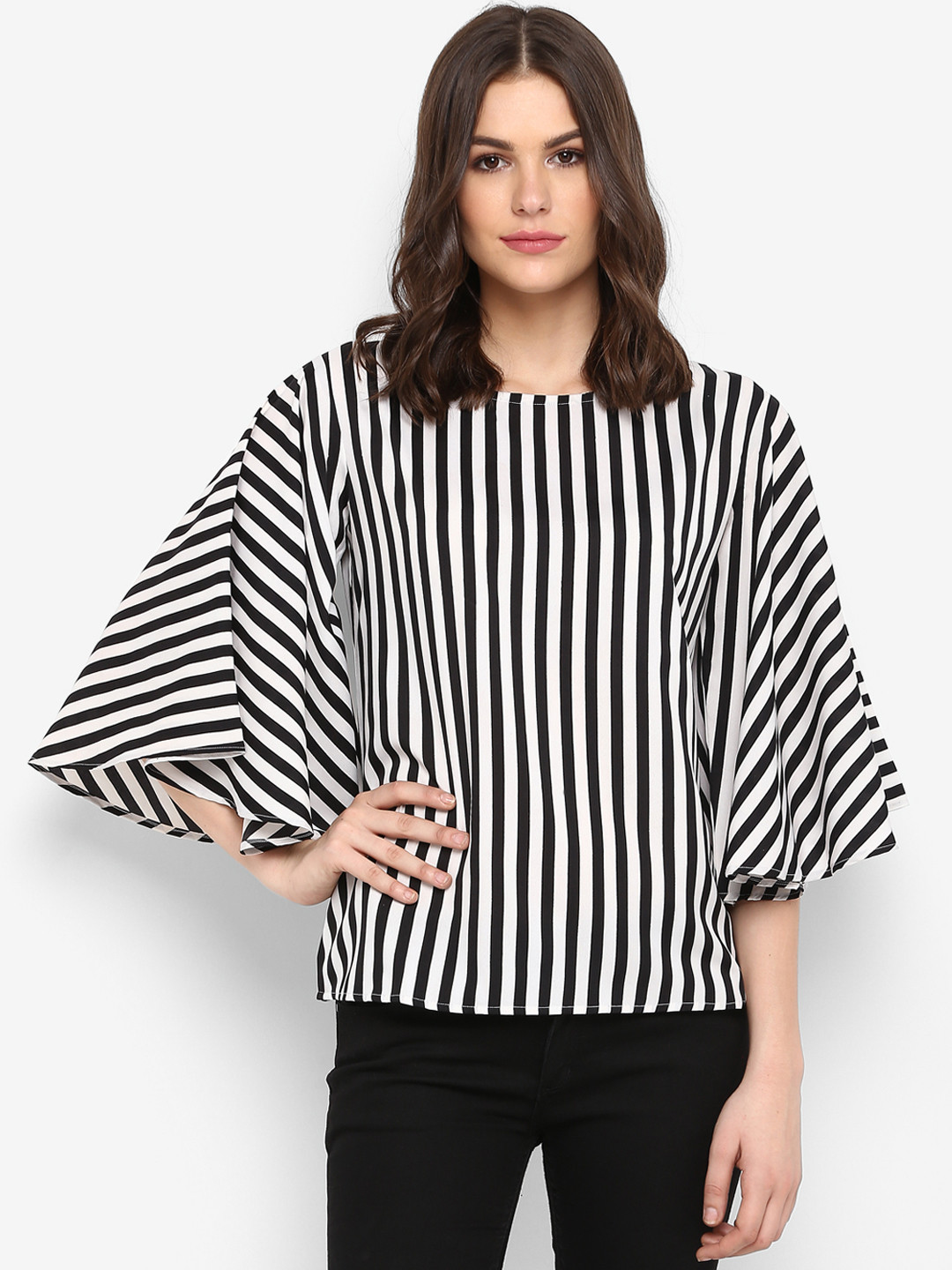 

One Femme Women White & Black Striped Top