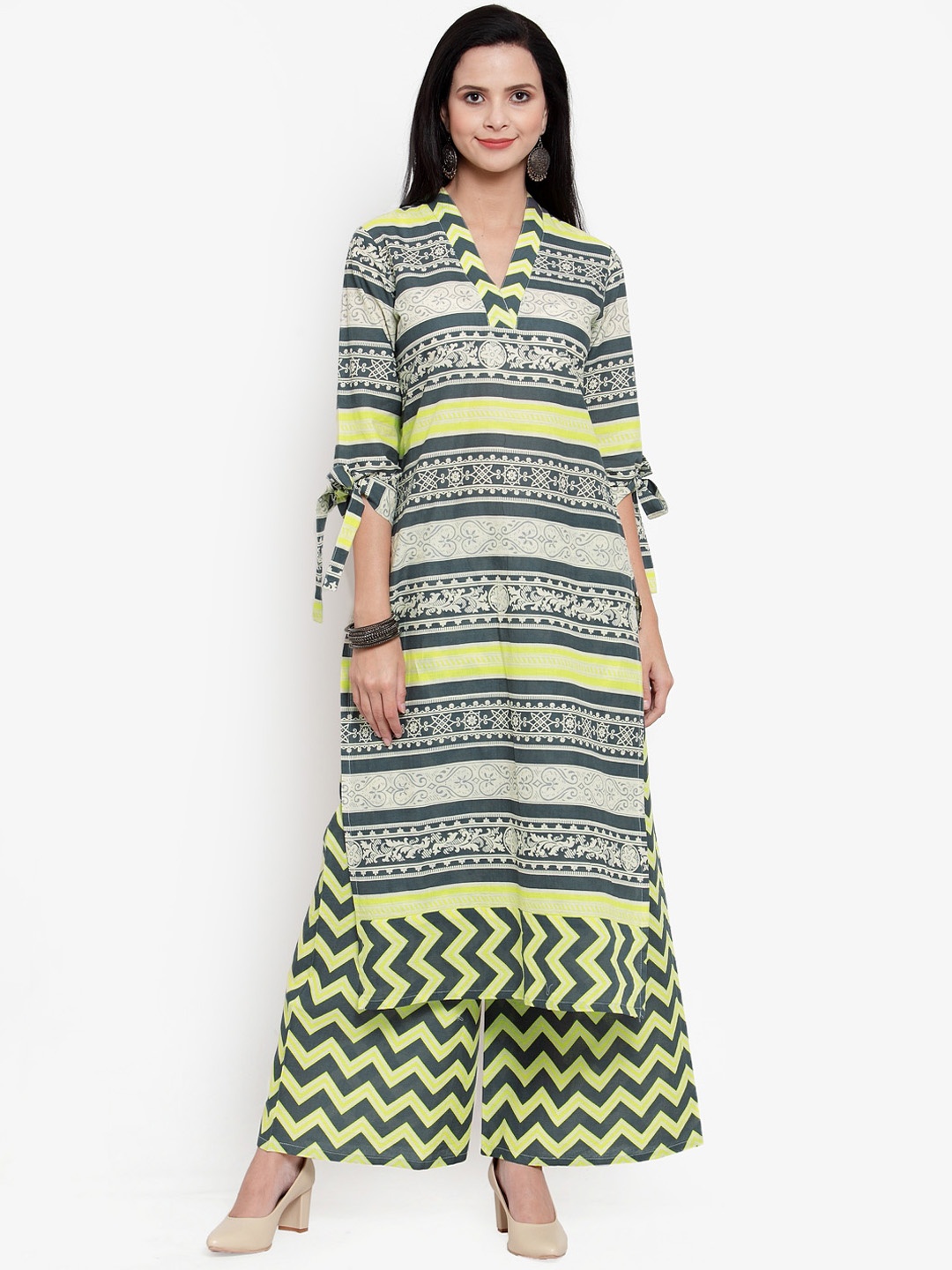 Get Glamr Women Grey & Green Printed Kurta with Palazzos