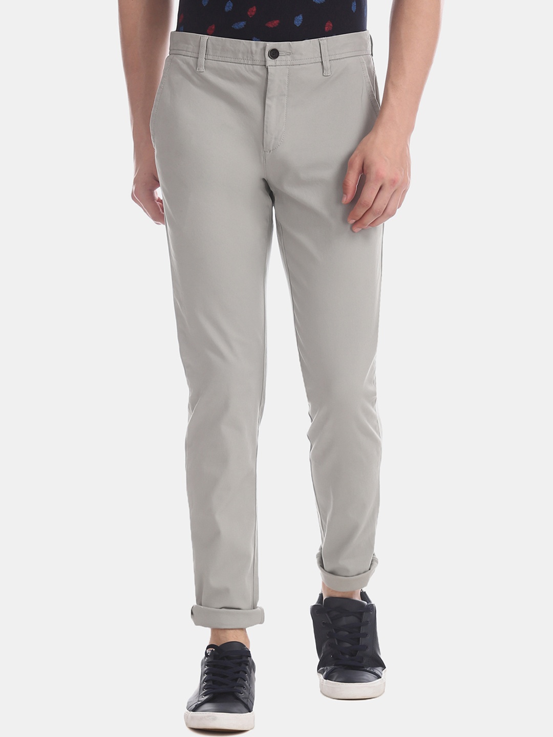 

Arrow Sport Men Grey Slim Fit Solid Regular Trousers