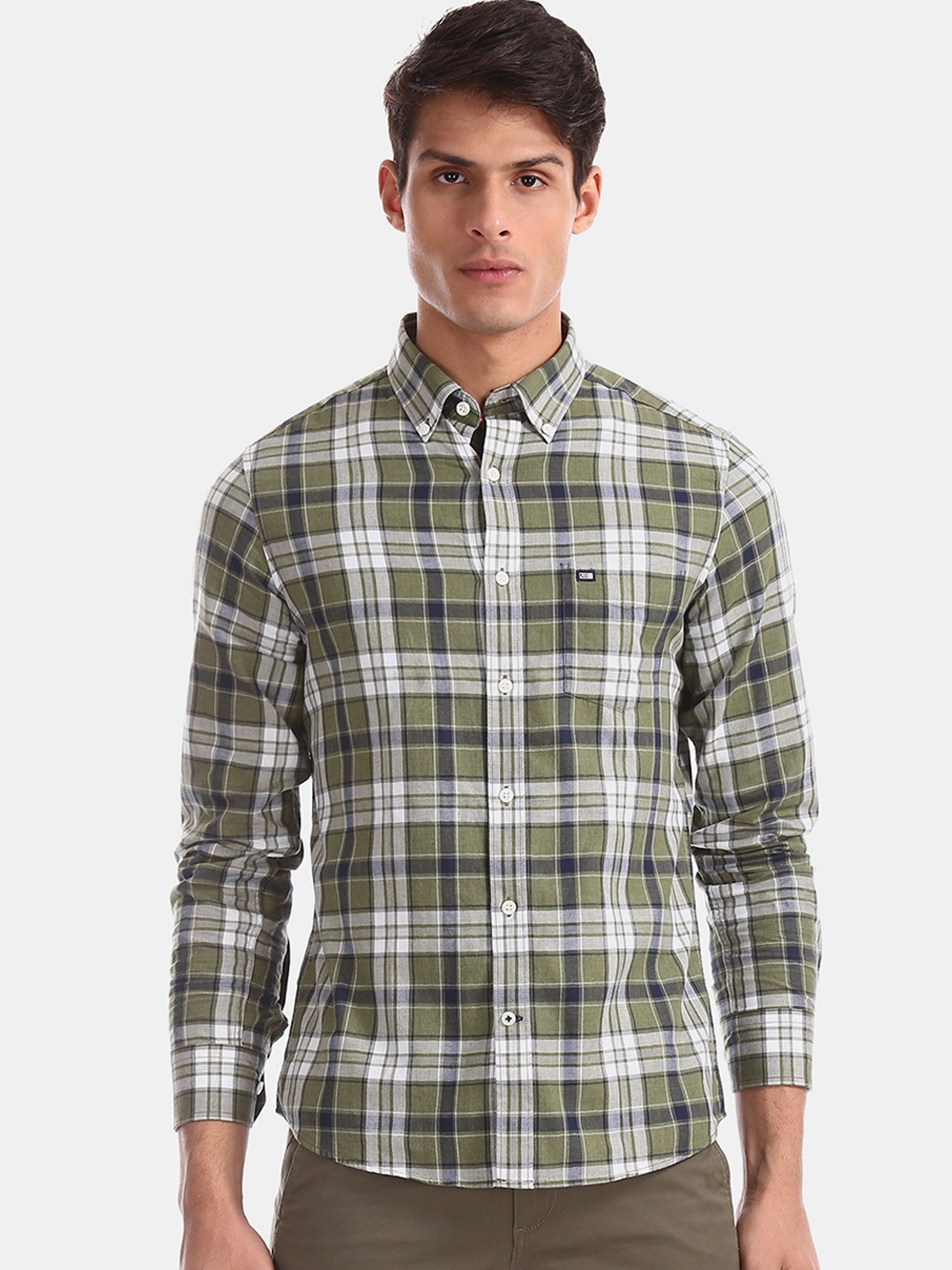 

Arrow Sport Men Green & White Slim Fit Checked Casual Shirt
