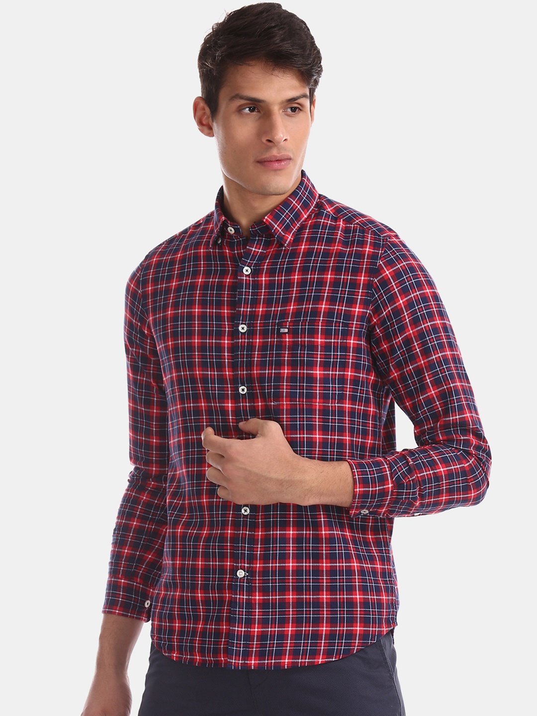 

Arrow Sport Men Red & Blue Slim Fit Checked Casual Shirt