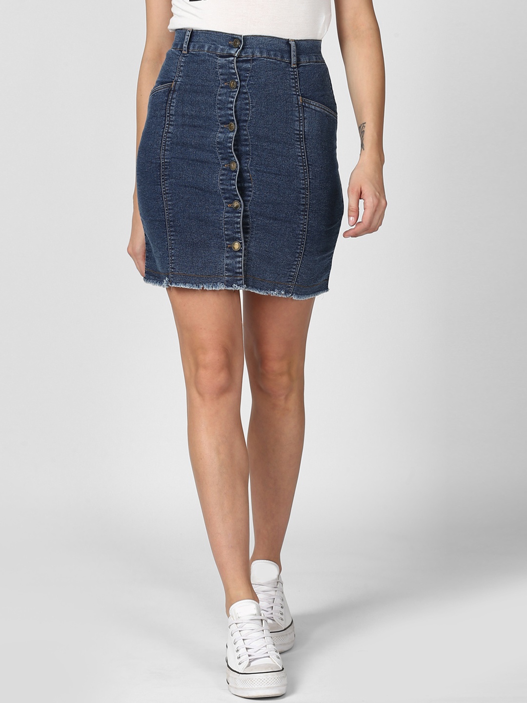 

StyleStone Women Blue Solid Straight Denim Skirt