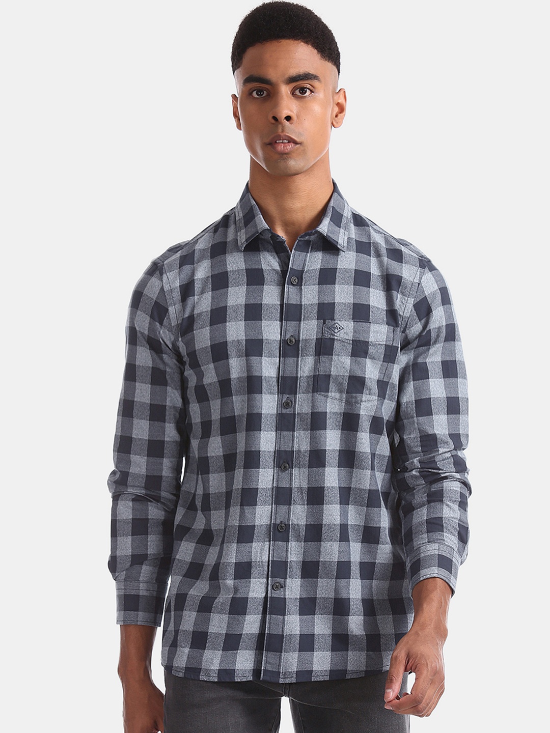 

Arrow Sport Men Blue & Grey Slim Fit Checked Casual Shirt