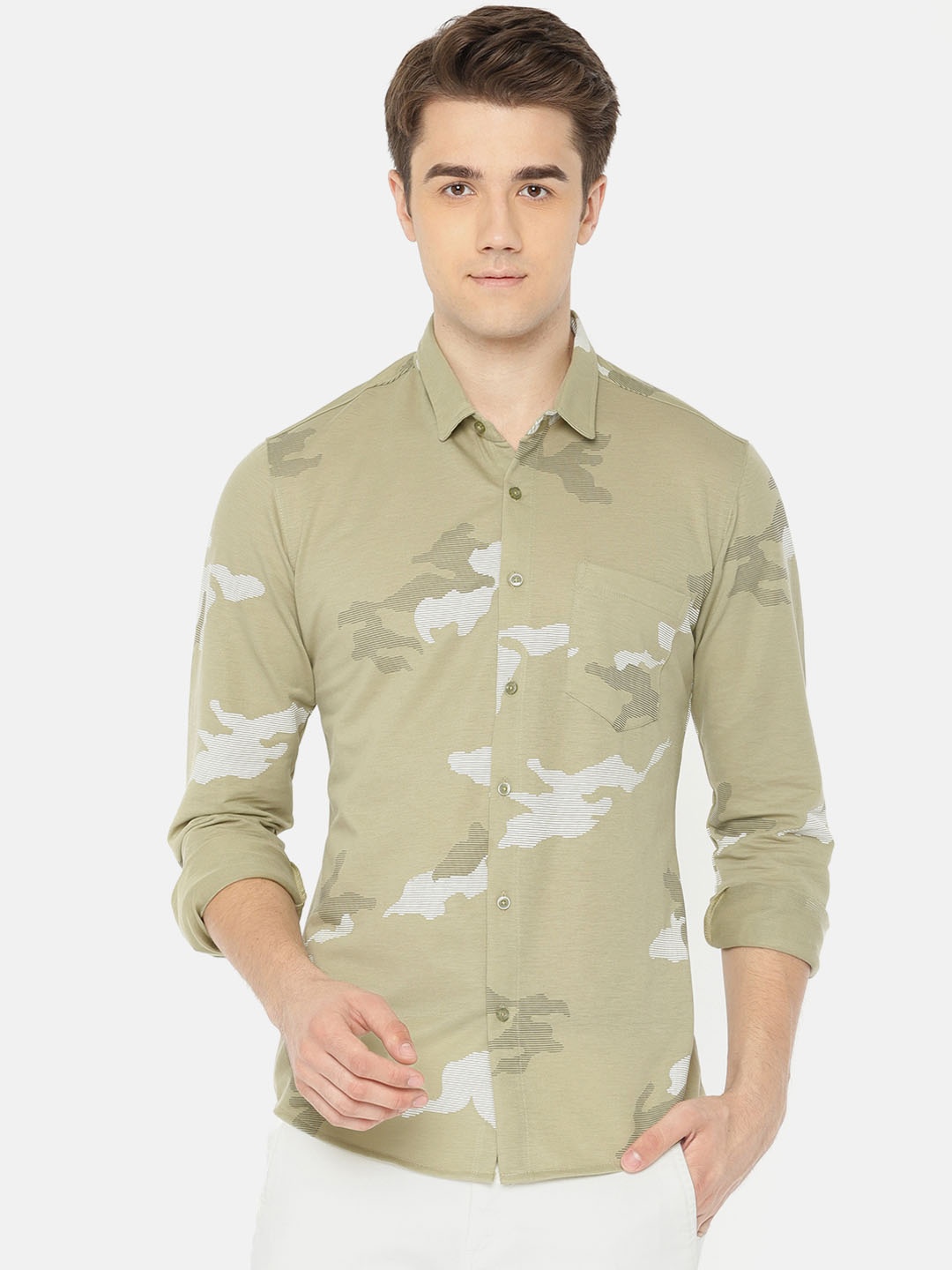

The Indian Garage Co Men Olive Green Slim Fit Camouflage Casual Shirt
