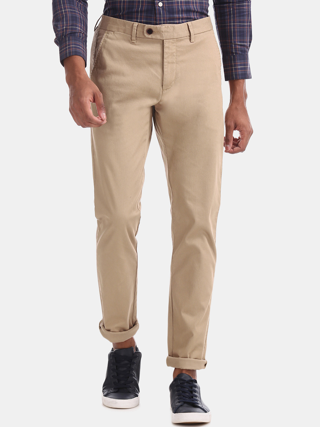 

Arrow Sport Men Beige Chrysler Slim Fit Self Design Regular Trousers