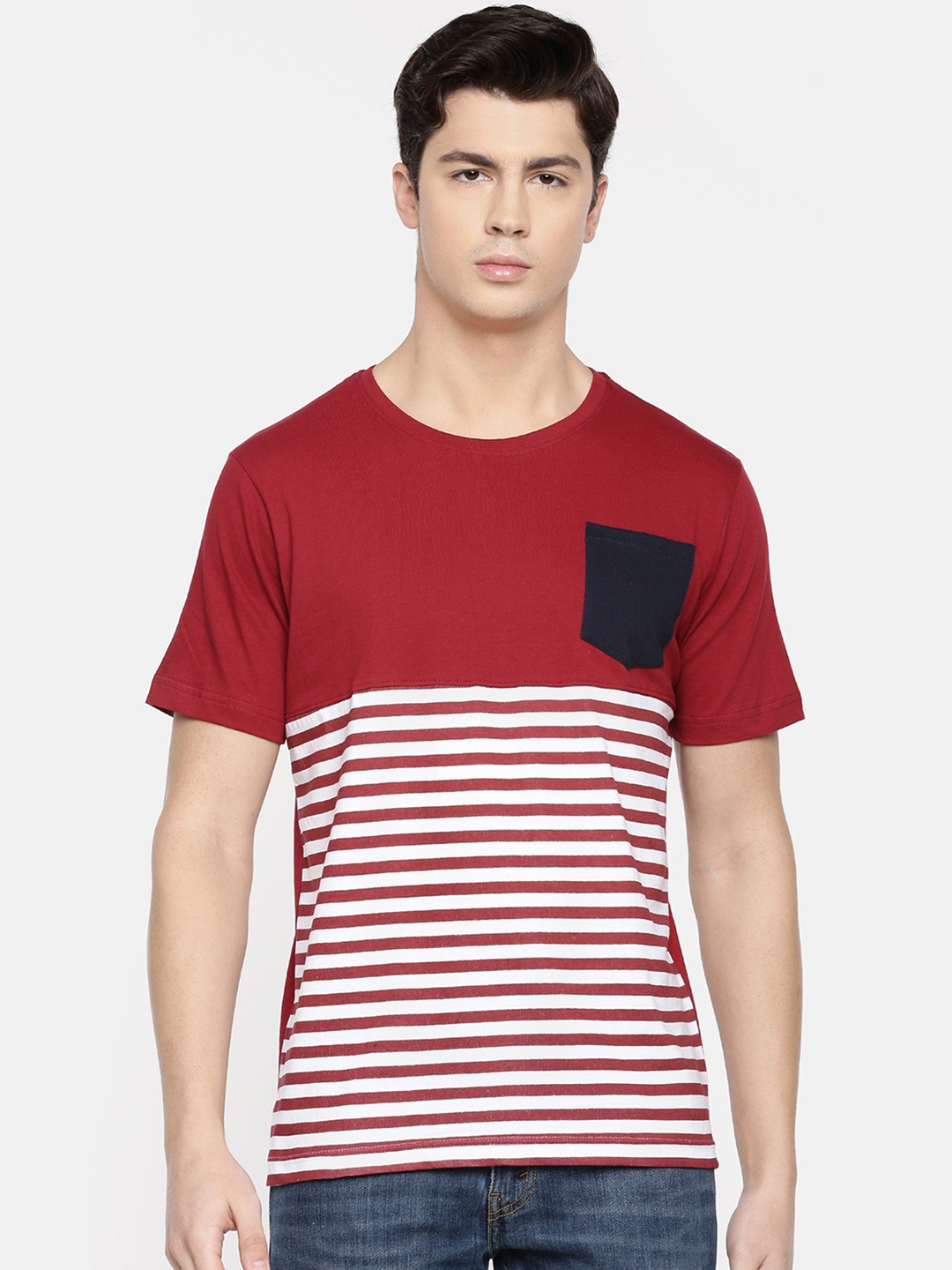 

Chennis Men Maroon Striped Round Neck T-shirt