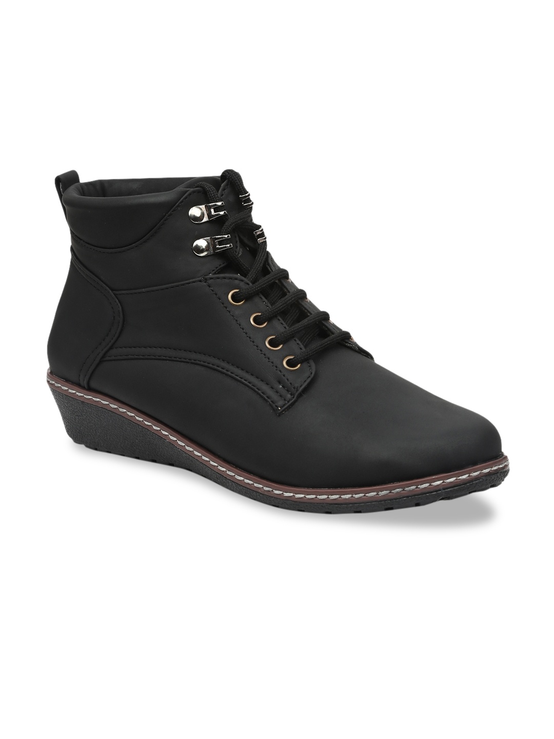 

VALIOSAA Women Black Solid Heeled Boots
