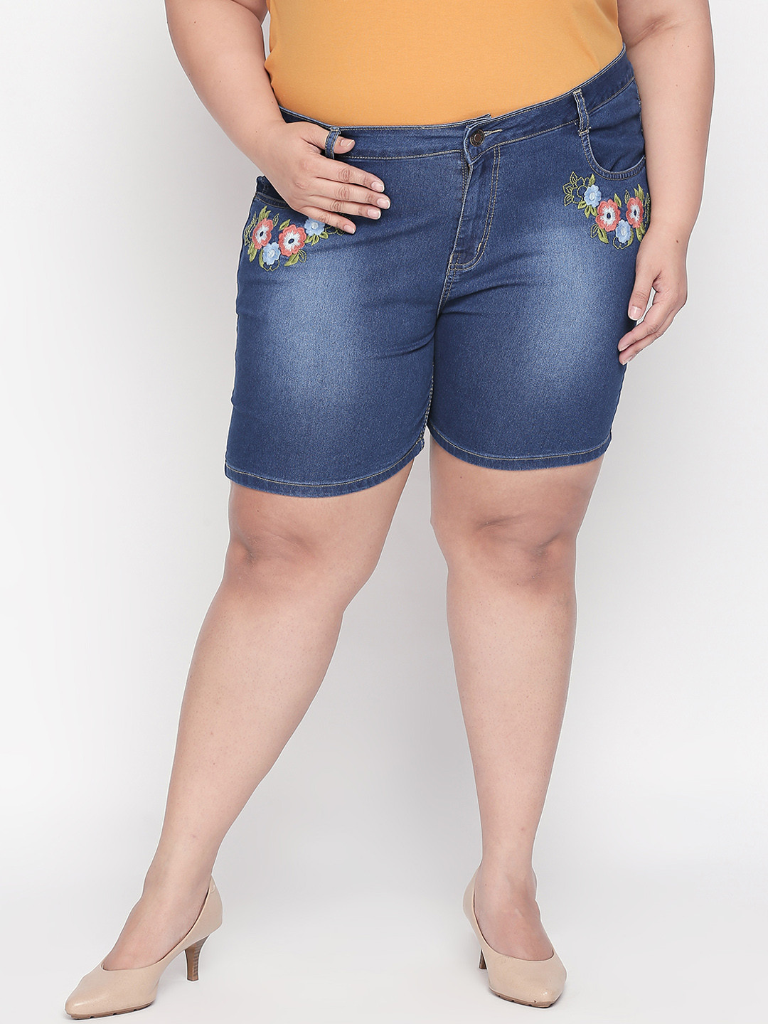 

ZUSH Plus Size Women Blue Solid Regular Fit Denim Shorts