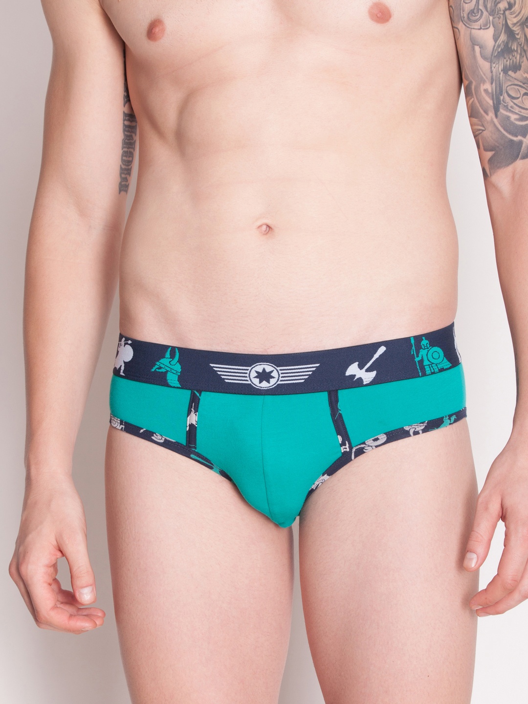 

Force NXT Men Pack of 2 Assorted Colourblocked Basic Assorted Briefs MNFL-34-PO2-SPECGRN-BLK