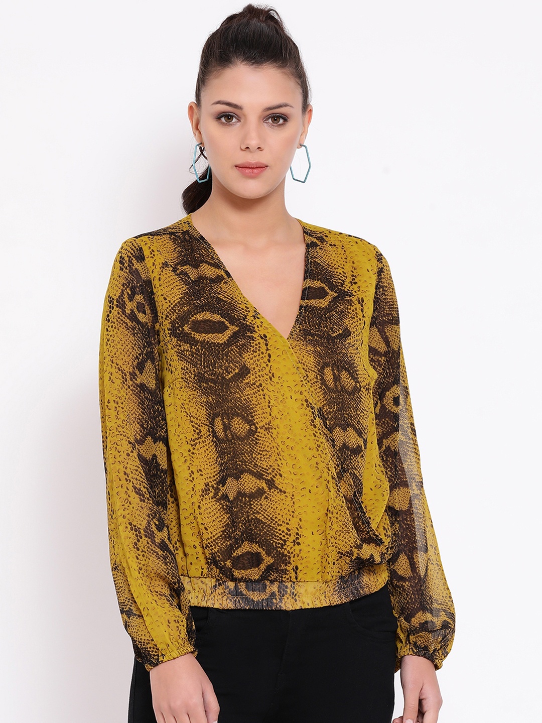 

Oxolloxo Women Mustard Printed Blouson Top