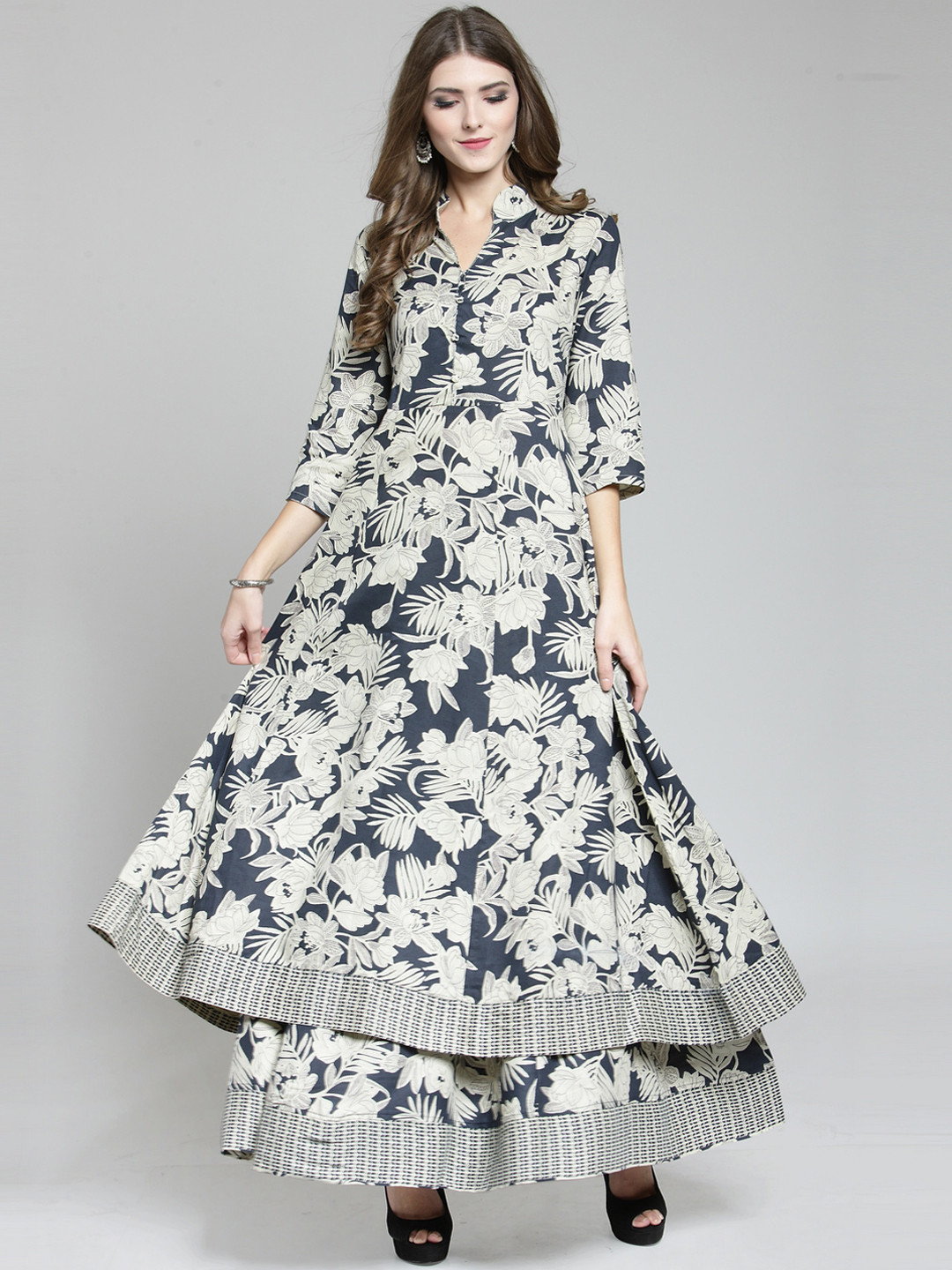

Sera Women Charcoal Grey & Beige Printed Kurta with Skirt