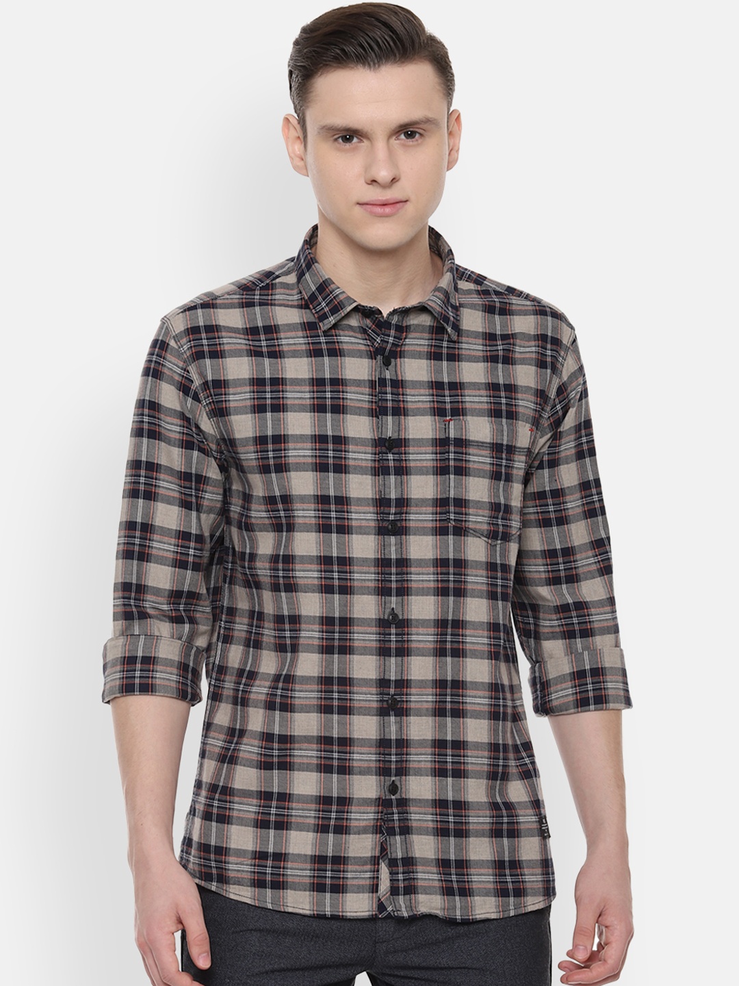 

People Men Black & Beige Regular Fit Checked Casual Shirt