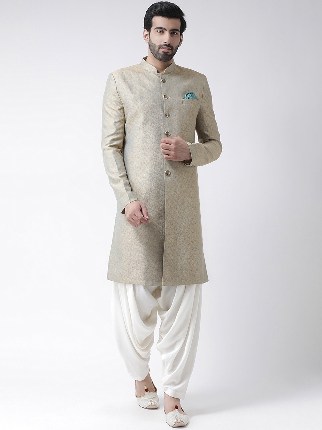 

KISAH Men Fawn & White Self-Design Silk Indowestern Sherwani with Dhoti Pants, Grey
