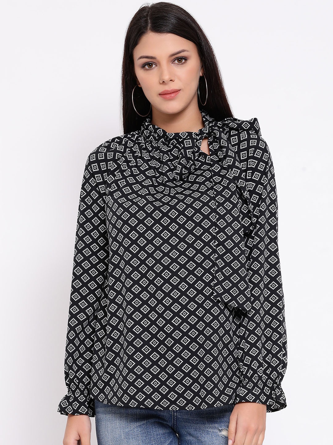 

Oxolloxo Women Black Printed Top