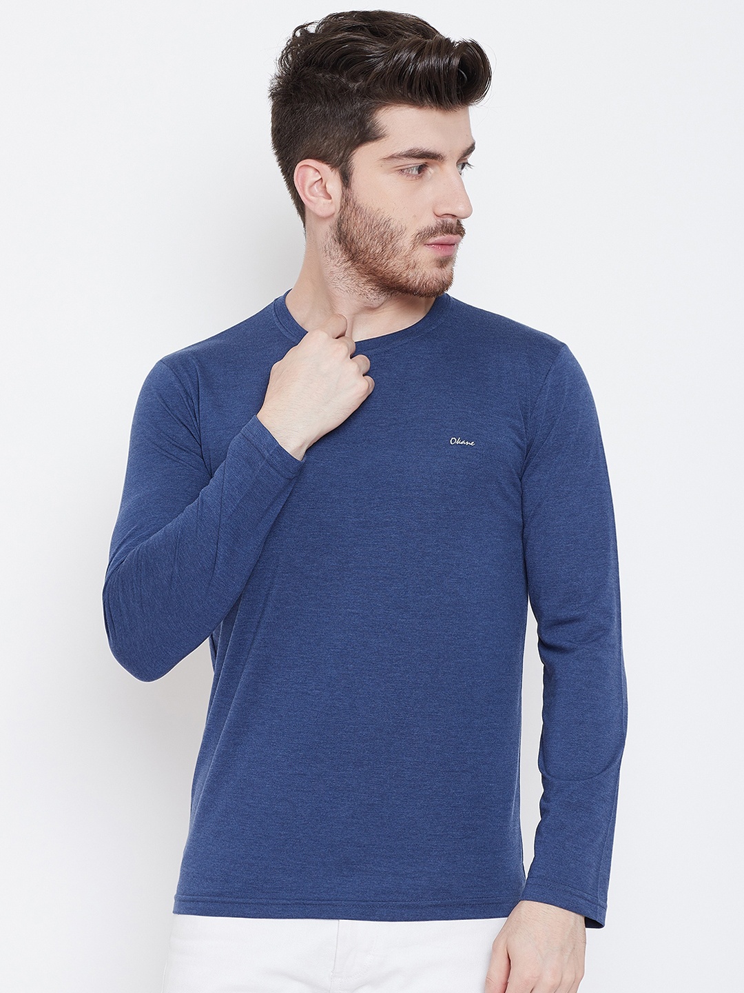 

Okane Men Blue Solid Round Neck T-shirt