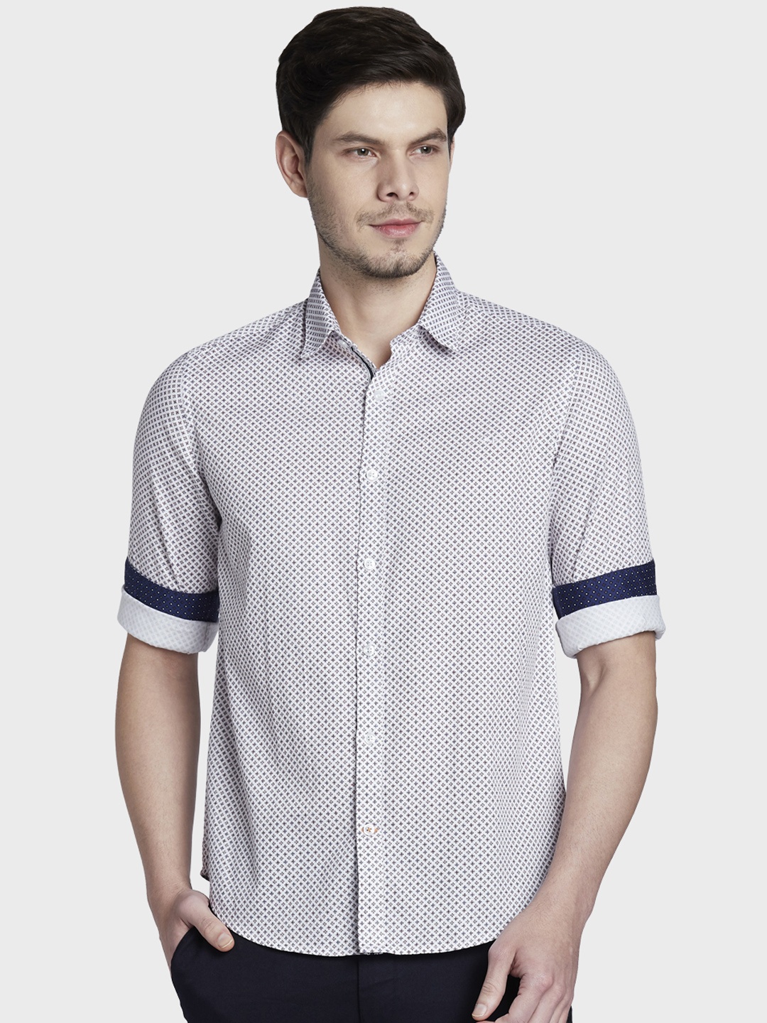

ColorPlus Men White & Red Slim Fit Printed Casual Shirt