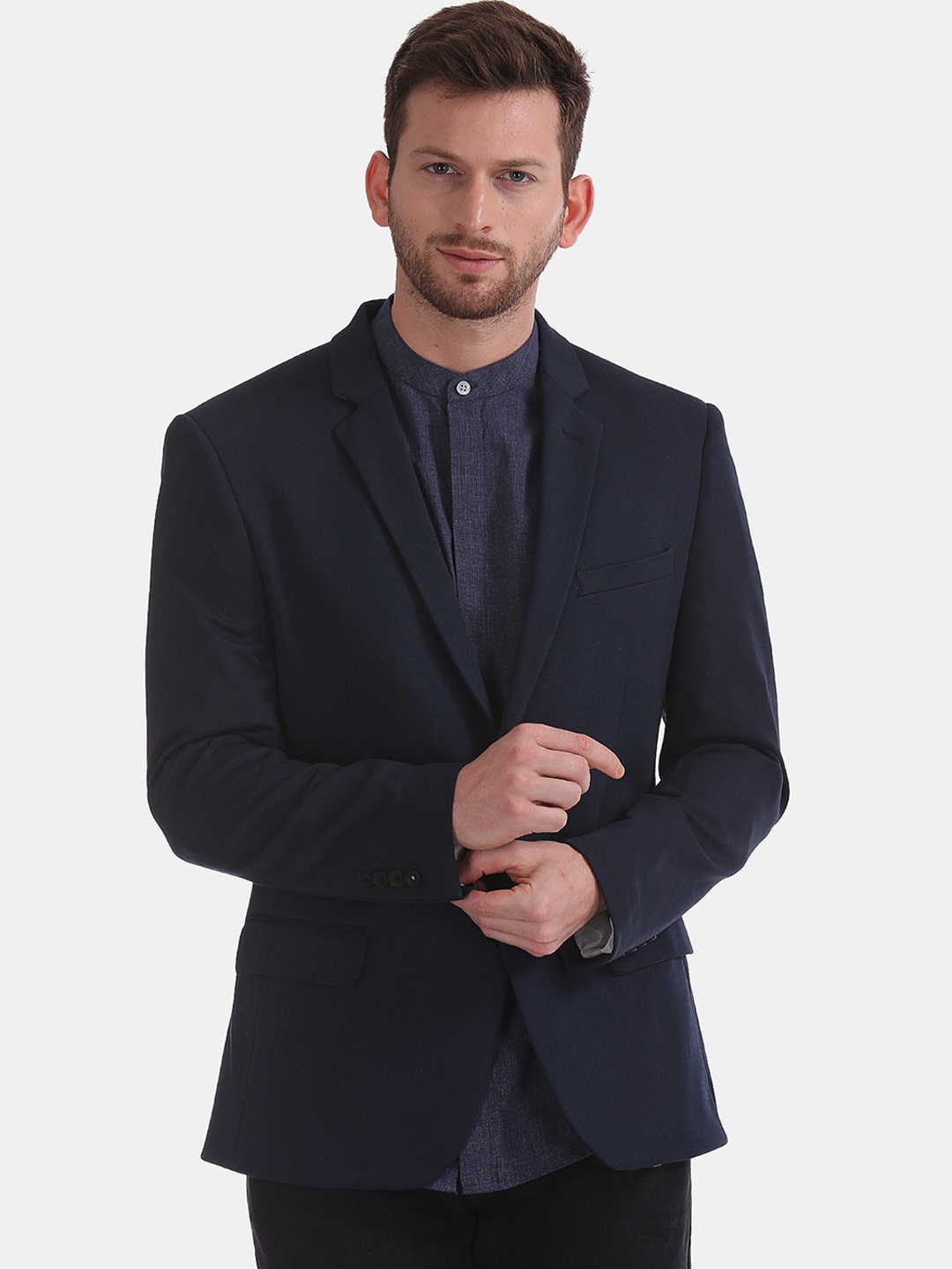 

Flying Machine Men Navy Blue Solid Single-Breasted Slim-Fit Blazers