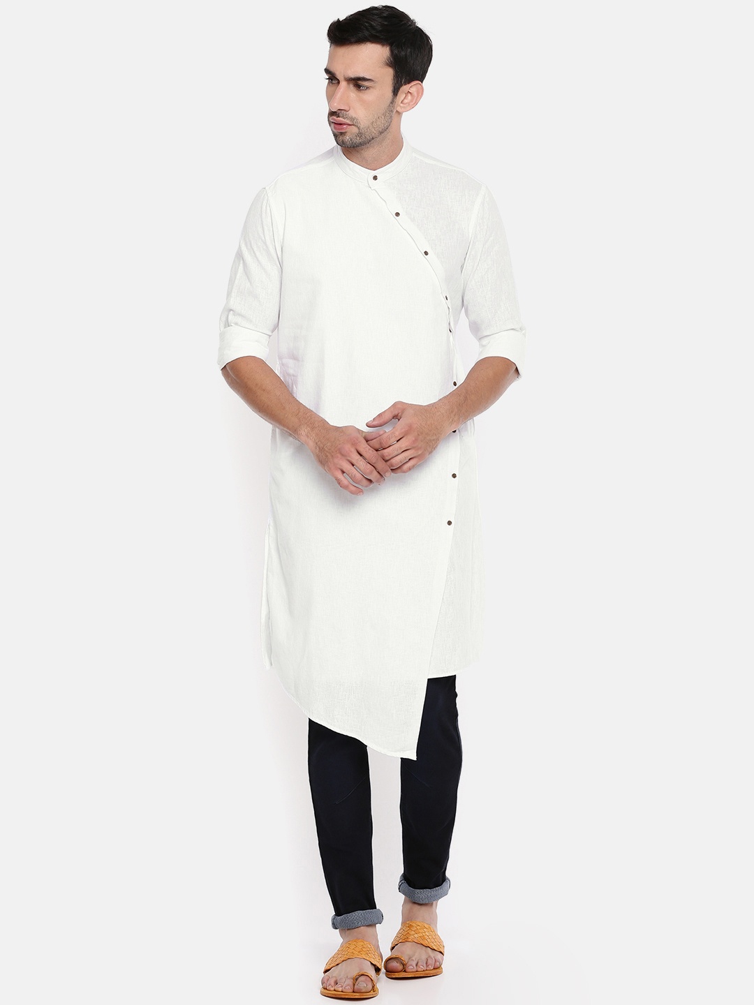 

The Indian Garage Co Men White Solid Asymmetric Straight Kurta