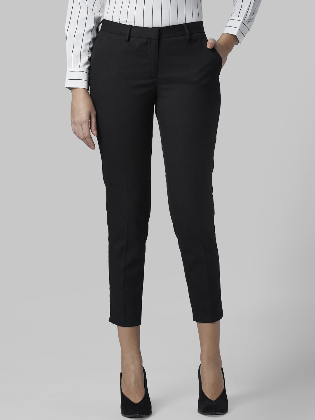 

Park Avenue Woman Black Tapered Fit Solid Cropped Cigarette Trousers