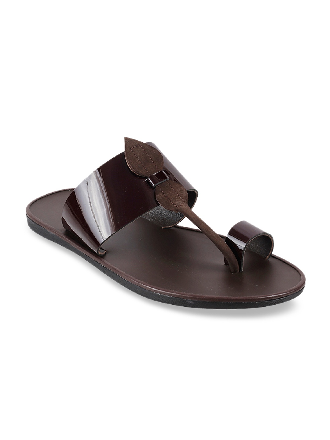 

Mochi Men Maroon Solid Comfort Sandals