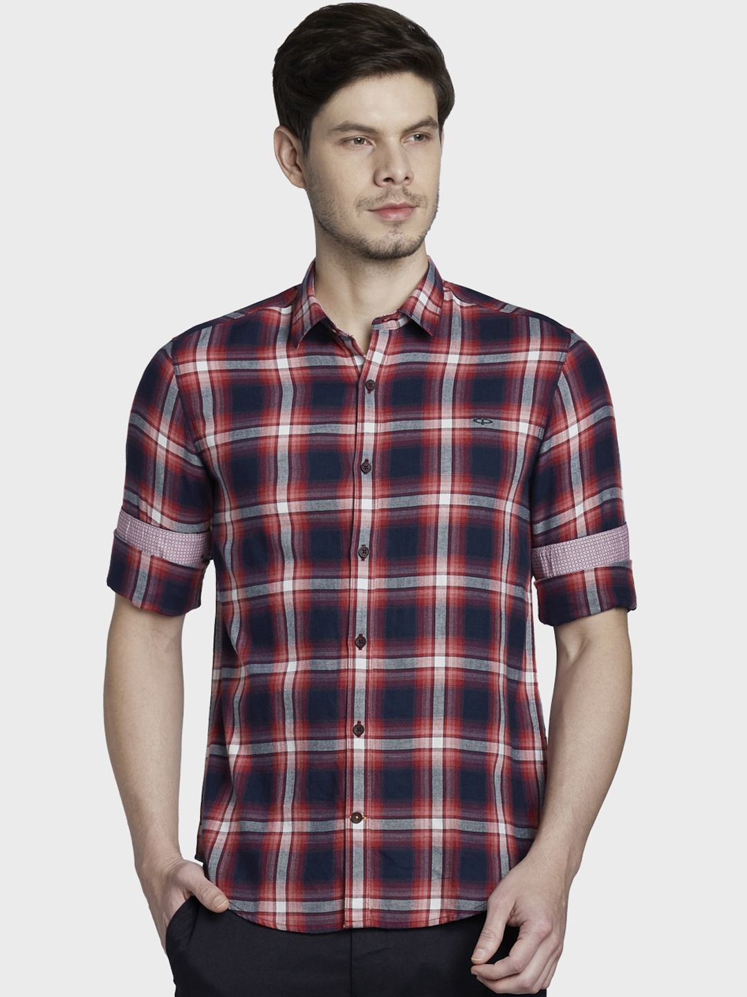 ColorPlus Men Navy Blue & Red Slim Fit Checked Casual Shirt