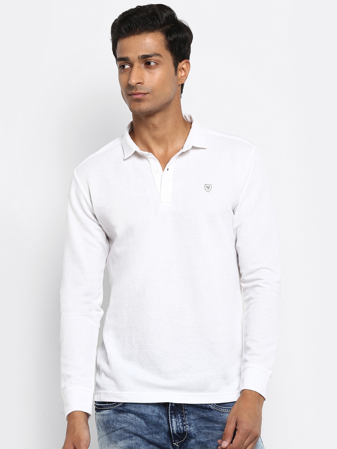 

Mufti Men White Solid Polo Collar T-shirt