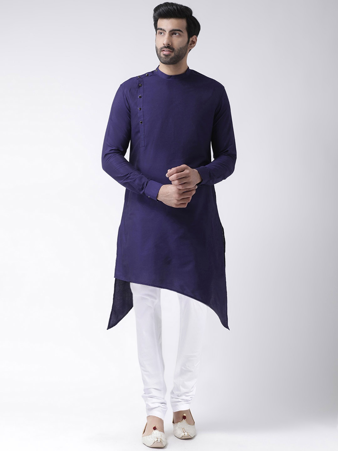 KISAH Men Blue & White Solid Kurta with Churidar