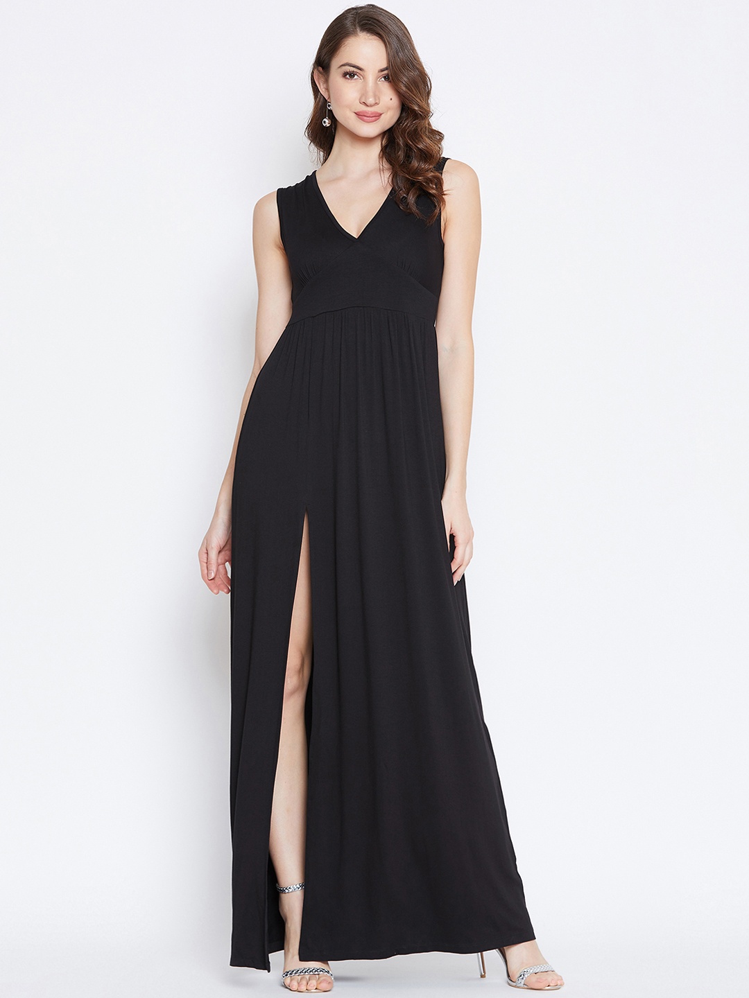 

Berrylush Women Black Solid Maxi Dress