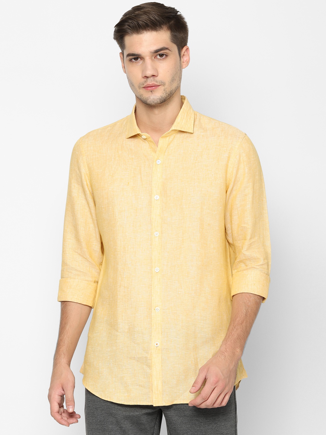 

SIMON CARTER LONDON Men Yellow Slim Fit Self Design Casual Shirt