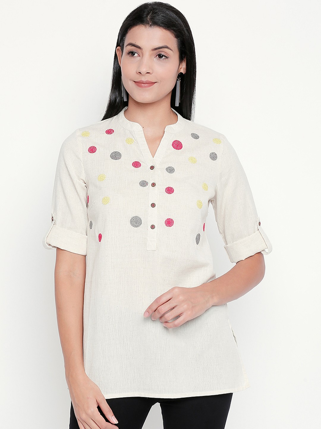 

AKKRITI BY PANTALOONS Off-White Embroidered Tunic