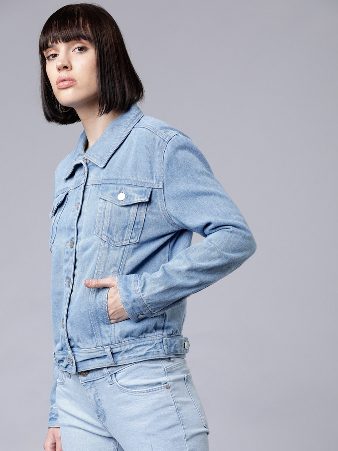 

Tokyo Talkies Women Blue Solid Denim Jacket