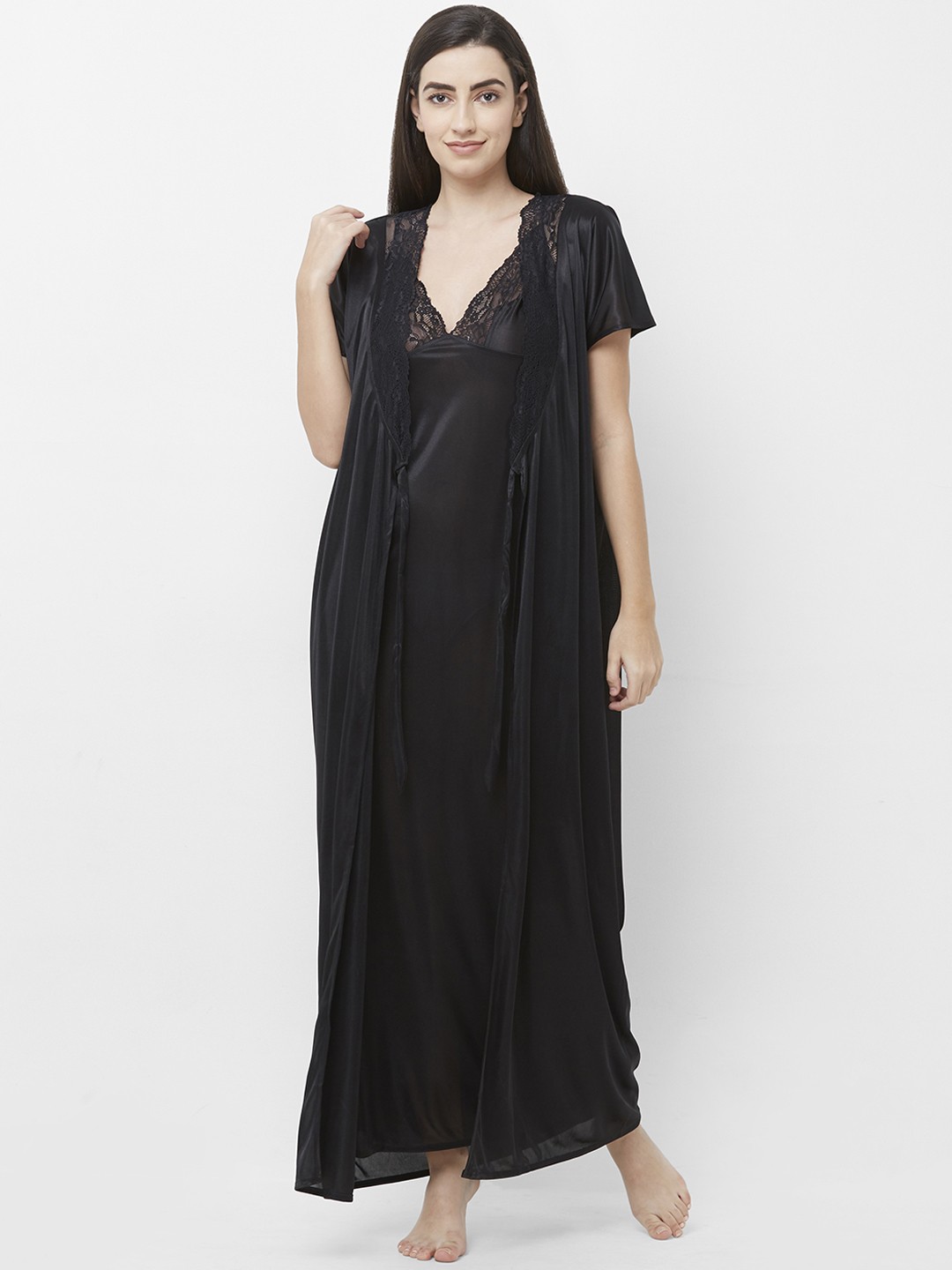 

FashionRack Black Solid Nightdress with Robe