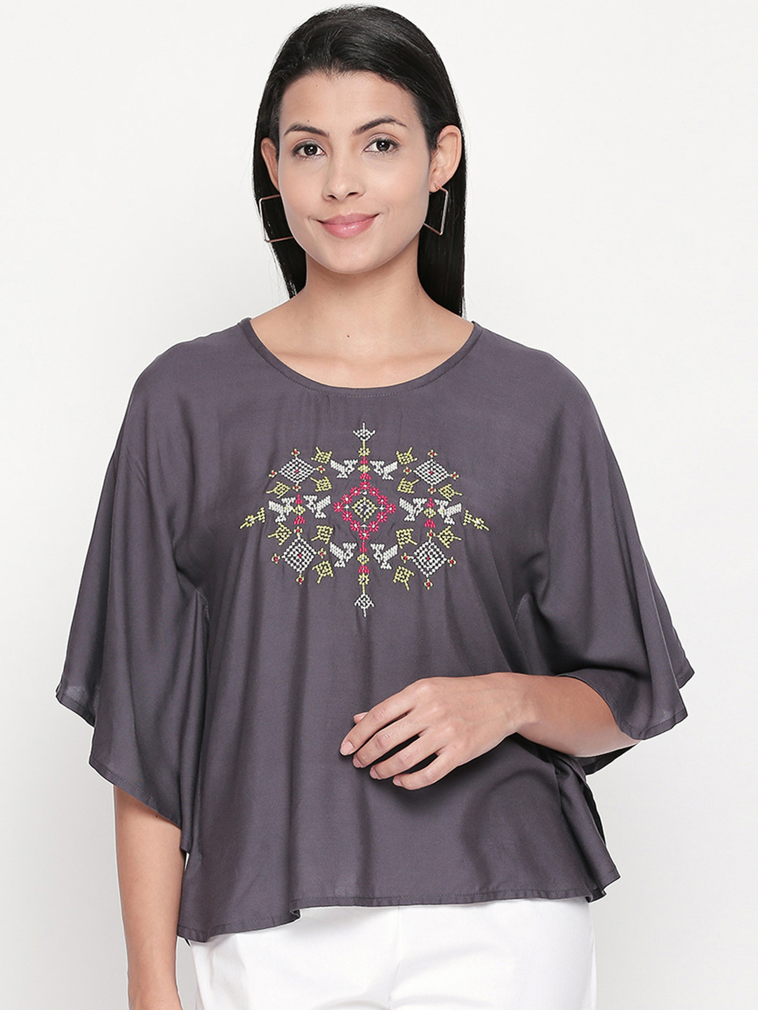 

AKKRITI BY PANTALOONS Women Charcoal Grey Self Design Kaftan Top