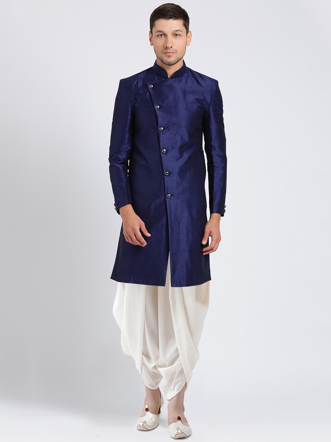 

KISAH Men Navy Blue & White Solid Silk Indowestern Sherwani Set