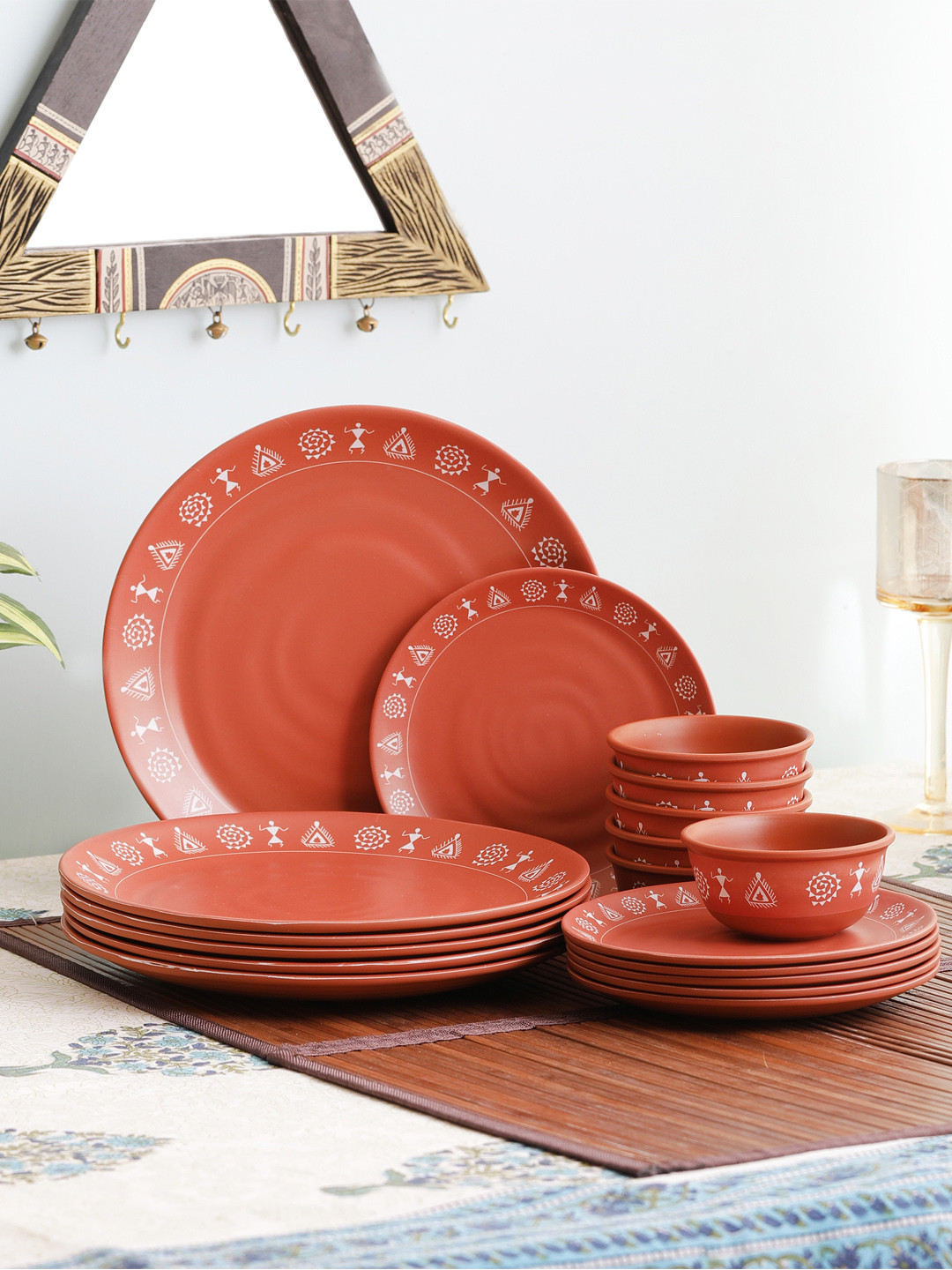 

Servewell Brown Set Of 18 Printed Melamine Dinner Set