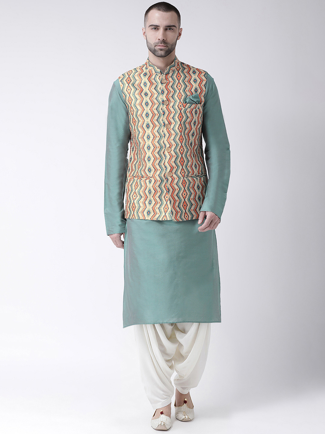 

KISAH Men Teal & Off-White Kurta Set