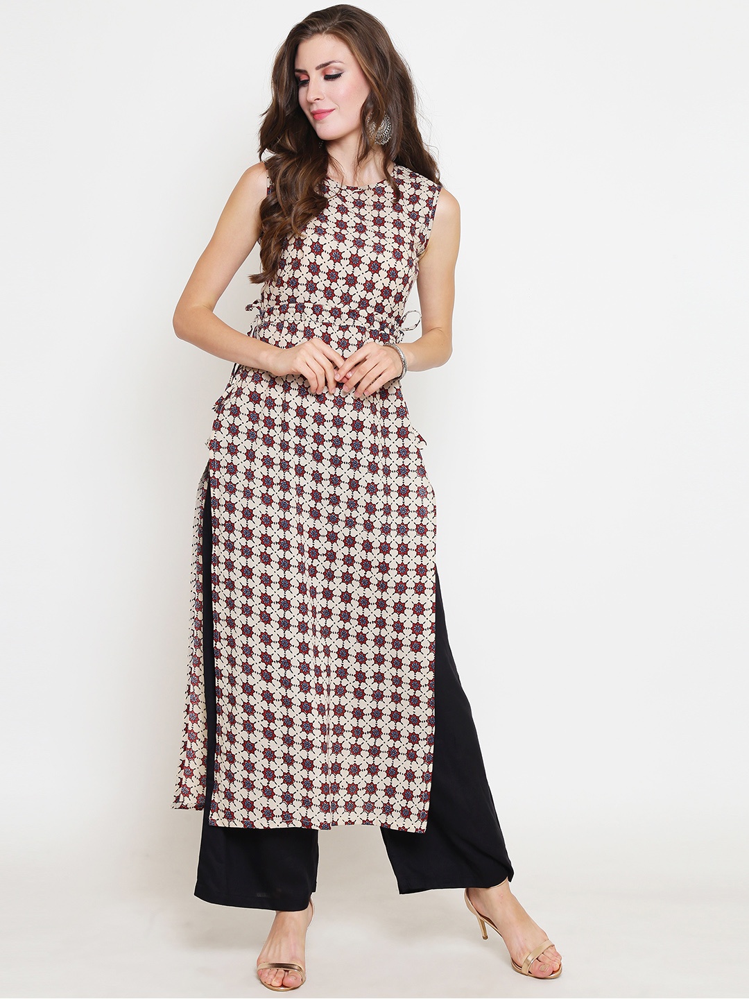 

Sera Women Off-White & Maroon Printed Kurta with Palazzos