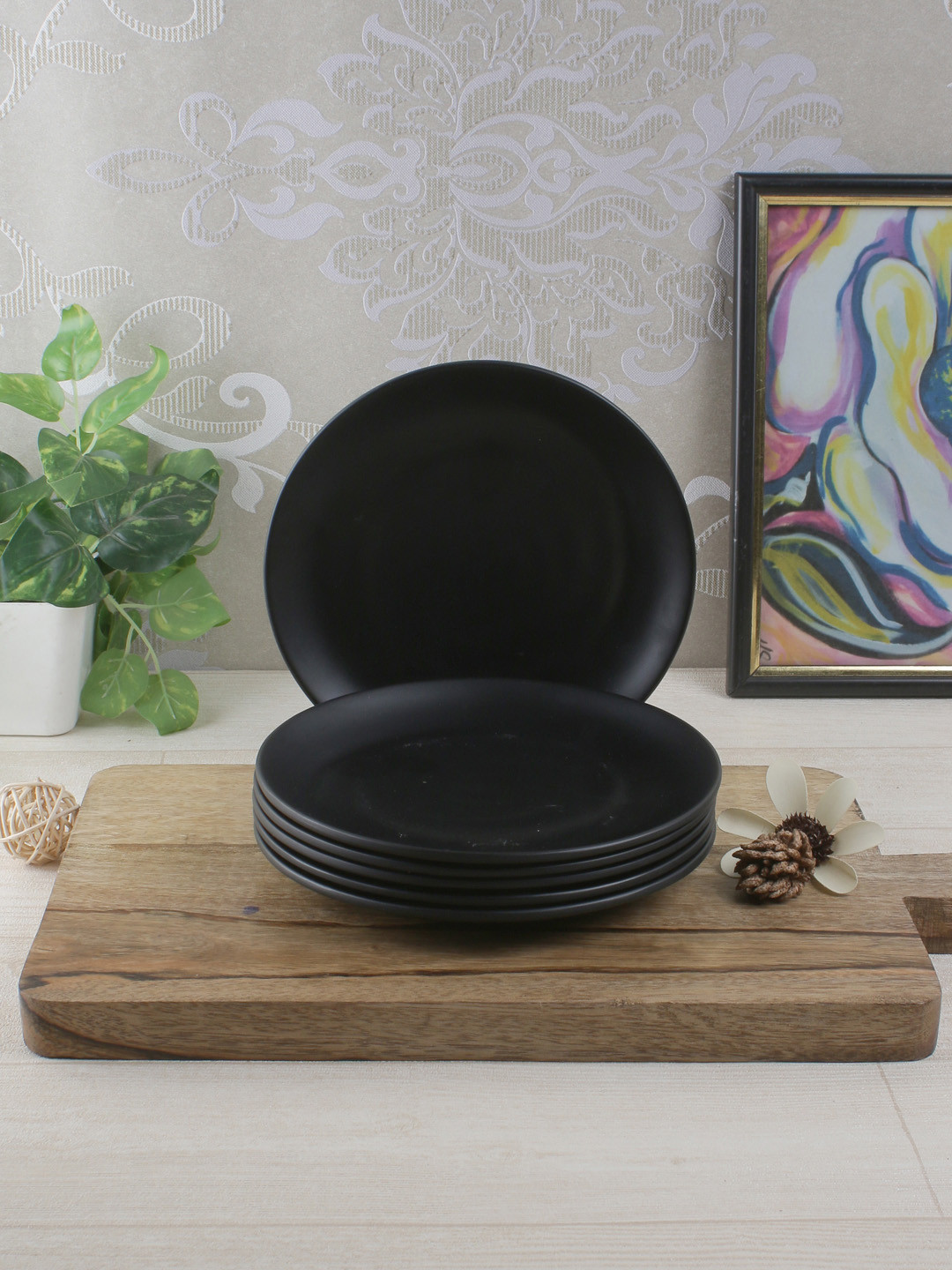 

Servewell Black 6-Pieces Solid Melamine Plates Set