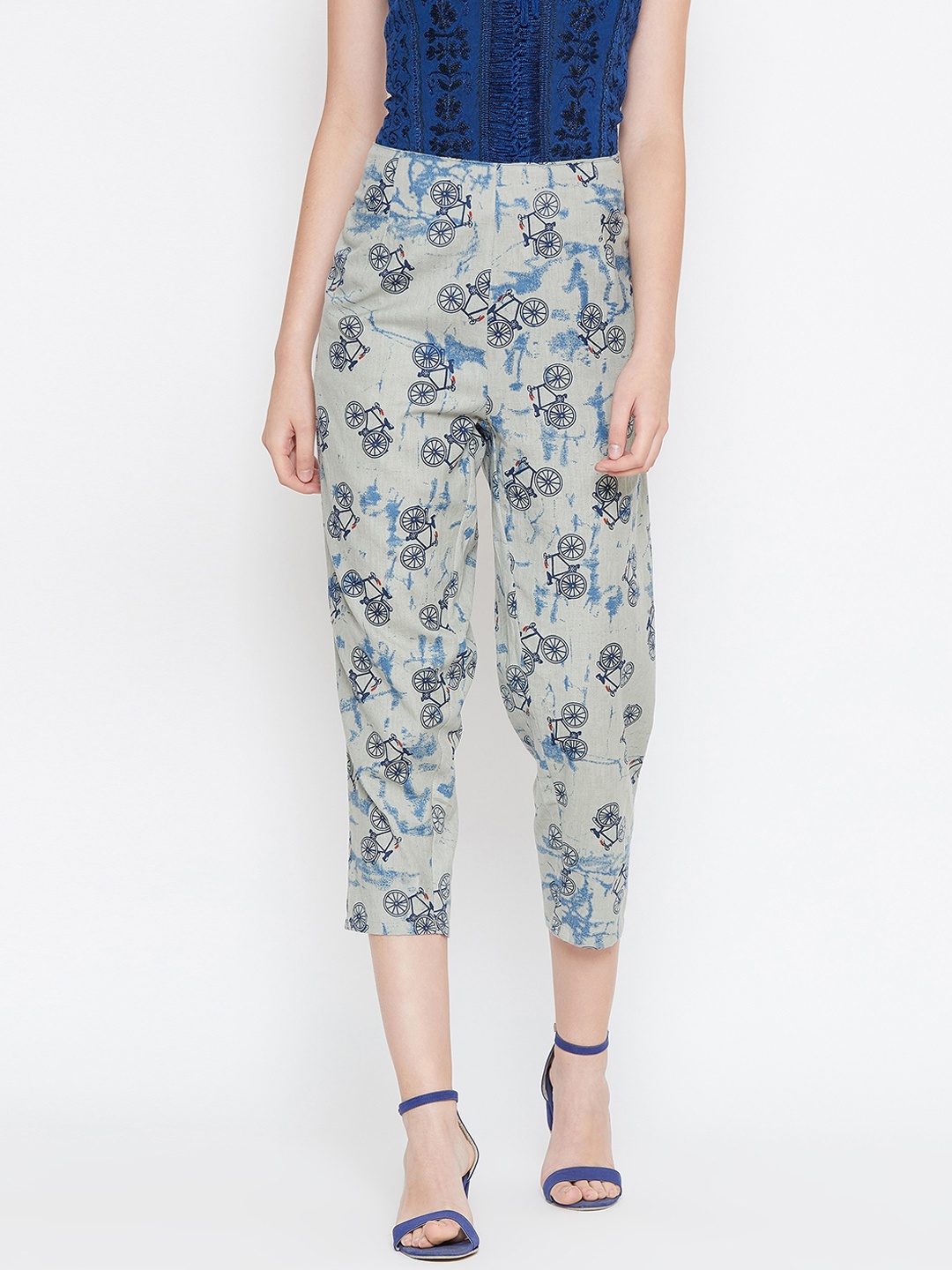 

PANIT Women Grey Tailored Slim Fit Printed Regular Trousers