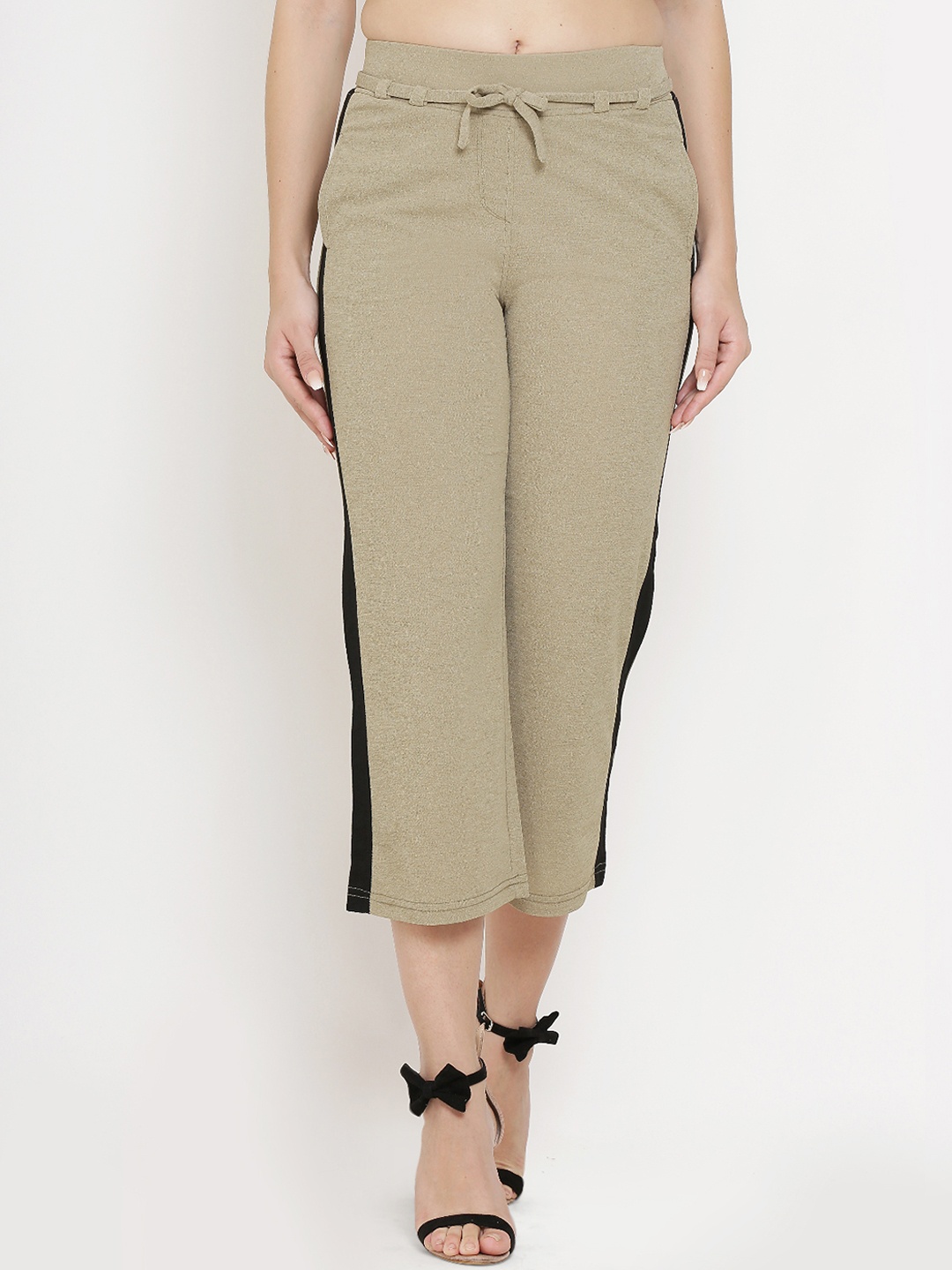 

Westwood Women Green Relaxed Loose Fit Striped Regular Trousers