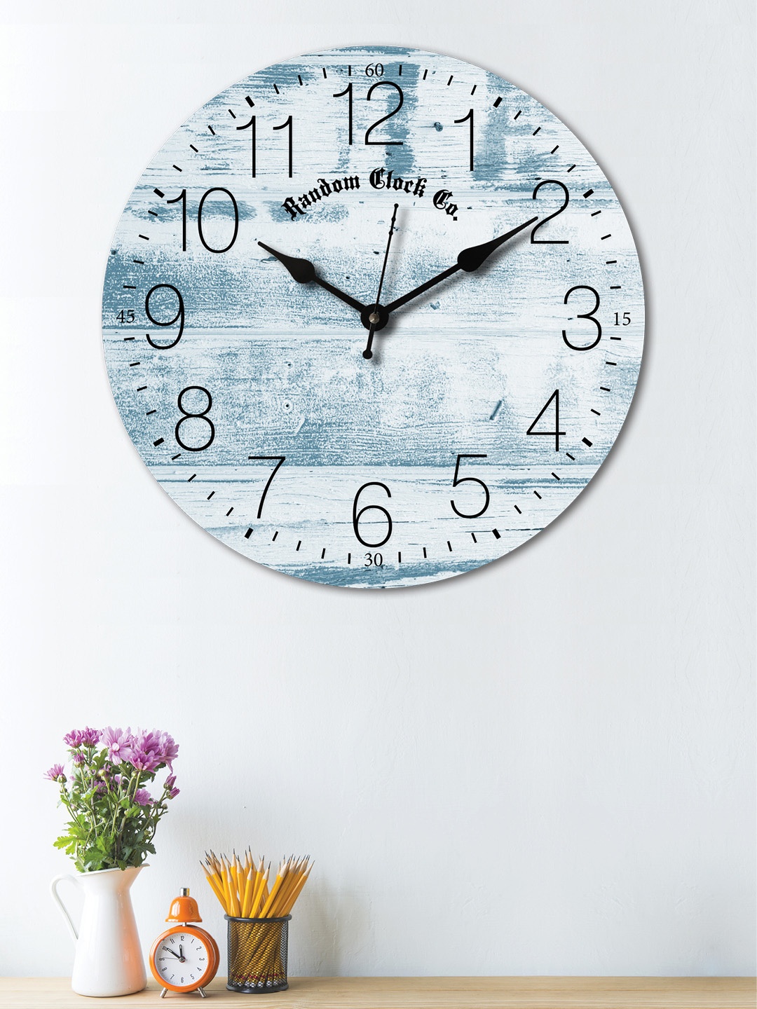 

RANDOM Off-White & Turquoise Blue Round Printed 30 cm Analogue Wall Clock