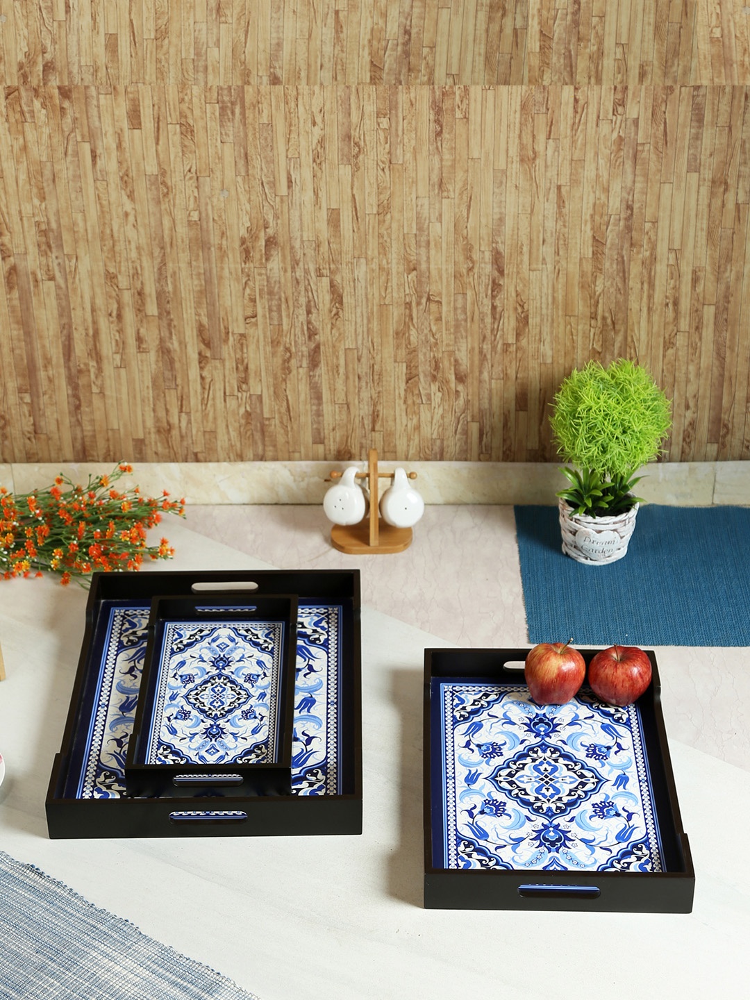 

Reinvention Factory Set of Three Black & Blue Rectangle Printed Serving Trays