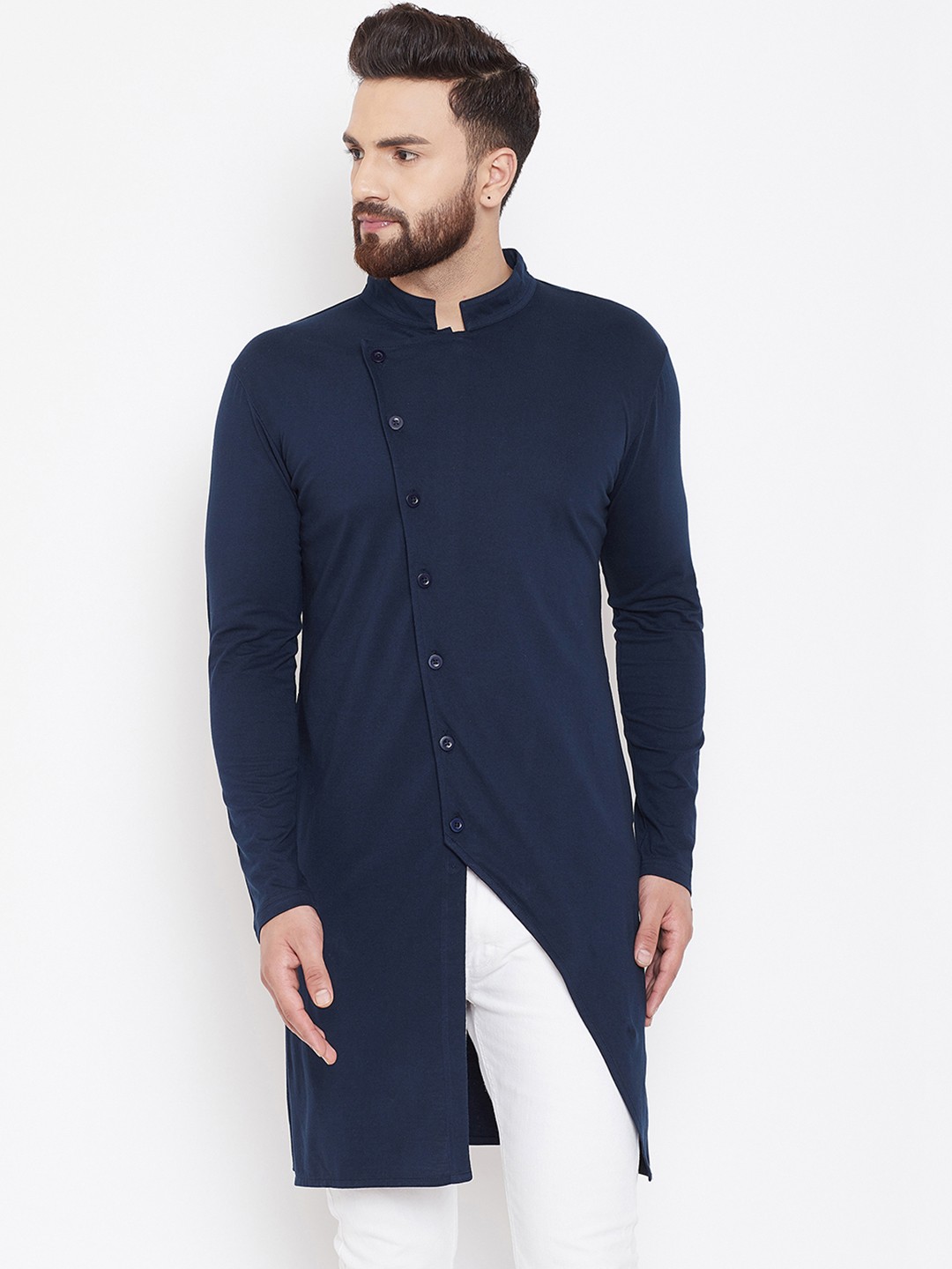 

Hypernation Men Navy Blue Solid Straight Kurta