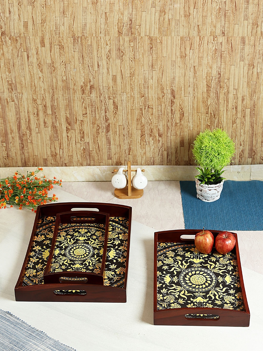 

Reinvention Factory Set of Three Black & Brown Rectangle Printed Serving Trays