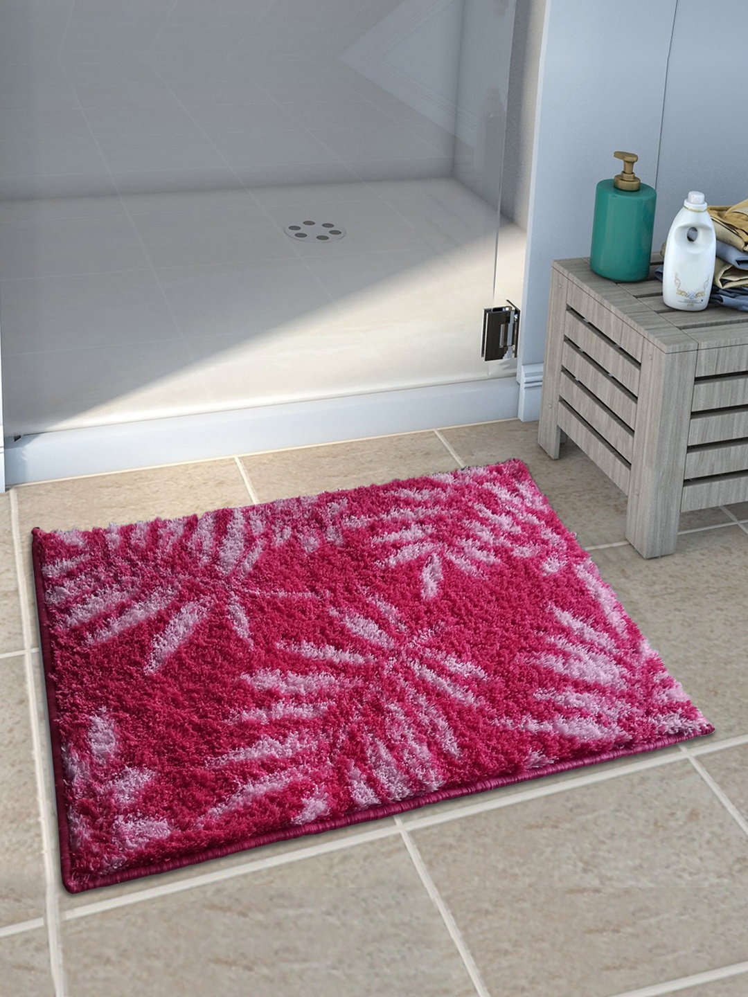 

Athom Trendz Set of 2 Pink Printed Anti-Slip Bath Rugs