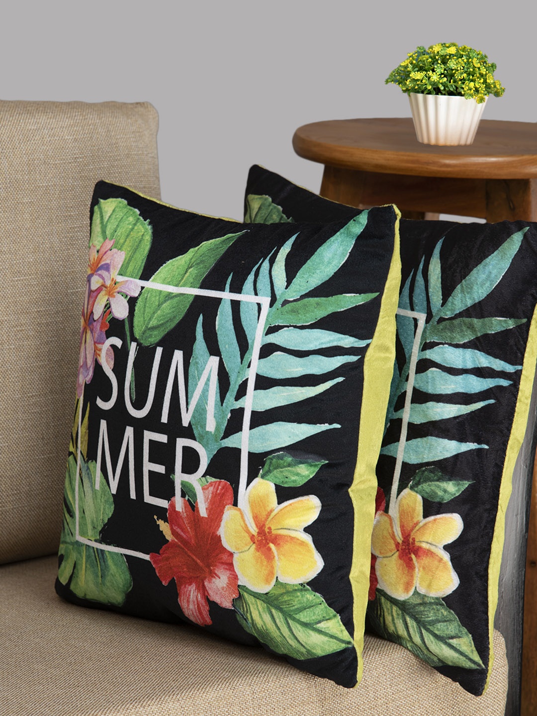 

HOUZZCODE Multicoloured Set of 2 Floral Square Cushion Covers, Multi