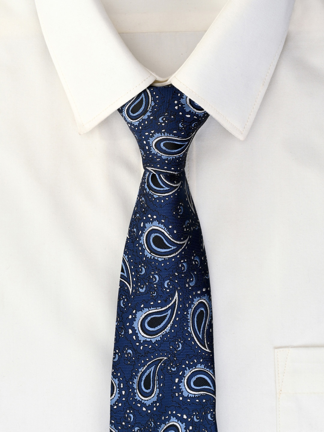

Calvadoss Blue Woven Design Broad Tie